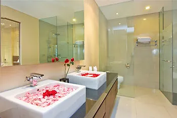 Oval Villa Bali Seminyak