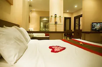 Oval Villa Bali Seminyak