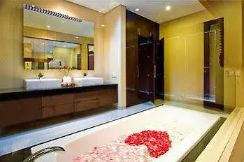 Oval Villa Bali Seminyak 0*,